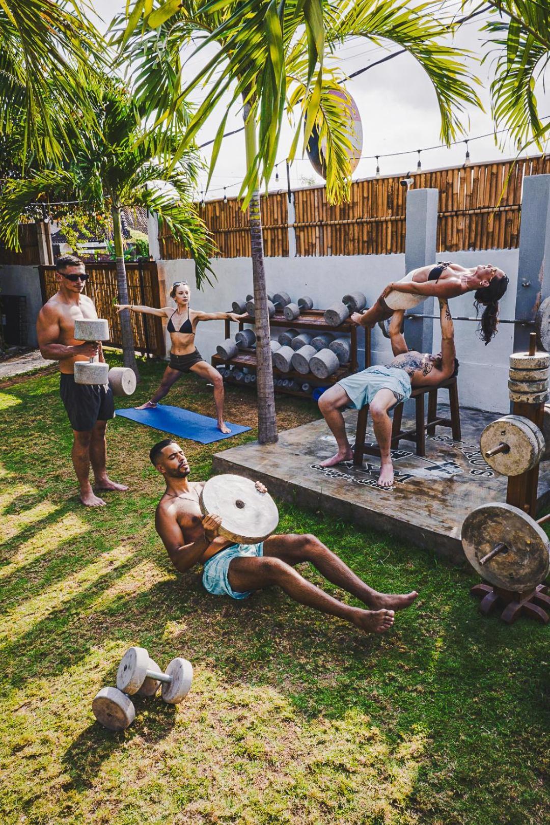 Clandestino Hostel Canggu Exterior photo